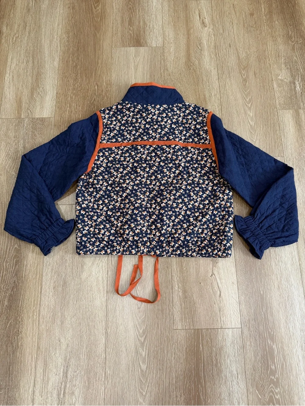 NWT Forte Quilted Floral Zip Jacket in Navy Size Small